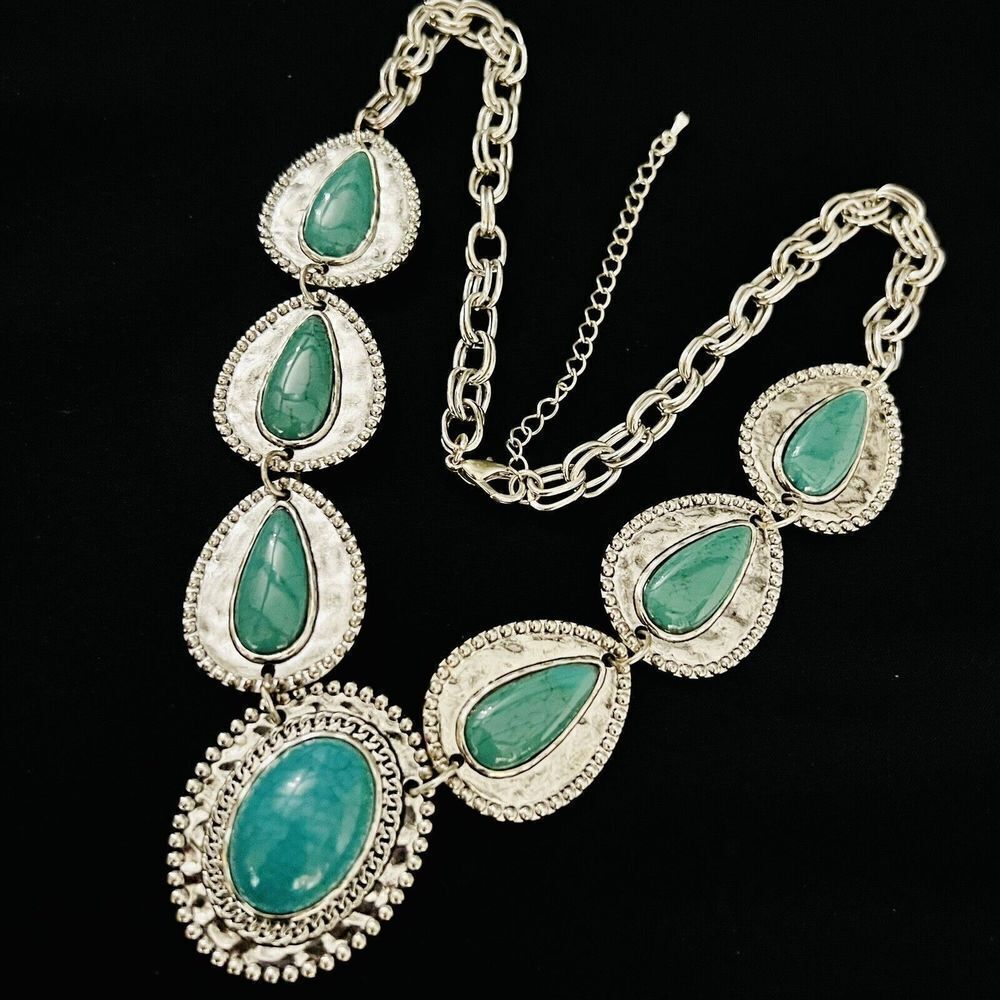 Bib Statement Hammered Style Silver Faux Turquoise Y Necklace PRETTY 4063
